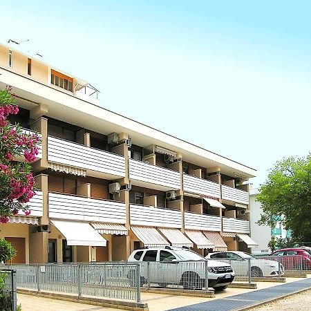 ביביונה Appartamenti Bristol מראה חיצוני תמונה
