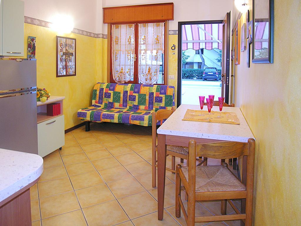 ביביונה Appartamenti Bristol מראה חיצוני תמונה