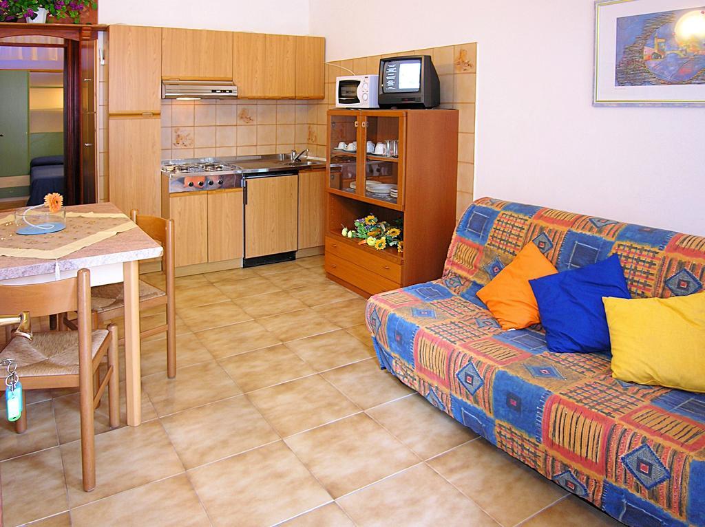 ביביונה Appartamenti Bristol מראה חיצוני תמונה